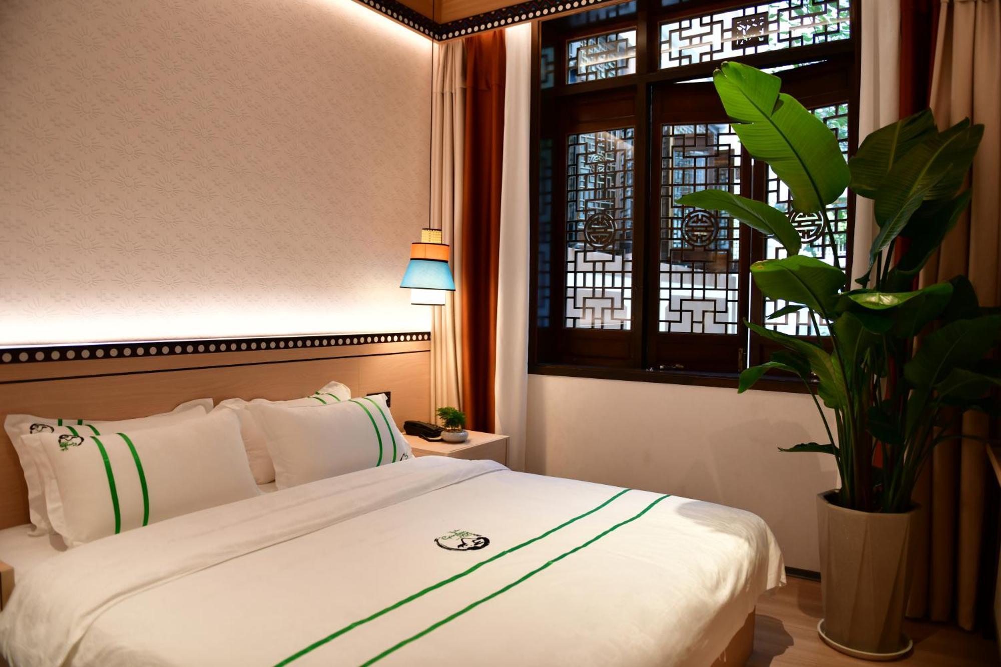 Xishu Garden Inn - Travel Agency Service - Car Rent Service - English Speaking Ченду Екстер'єр фото